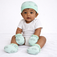 Little Rider Newborn Cap, Mittens & Booties Set
